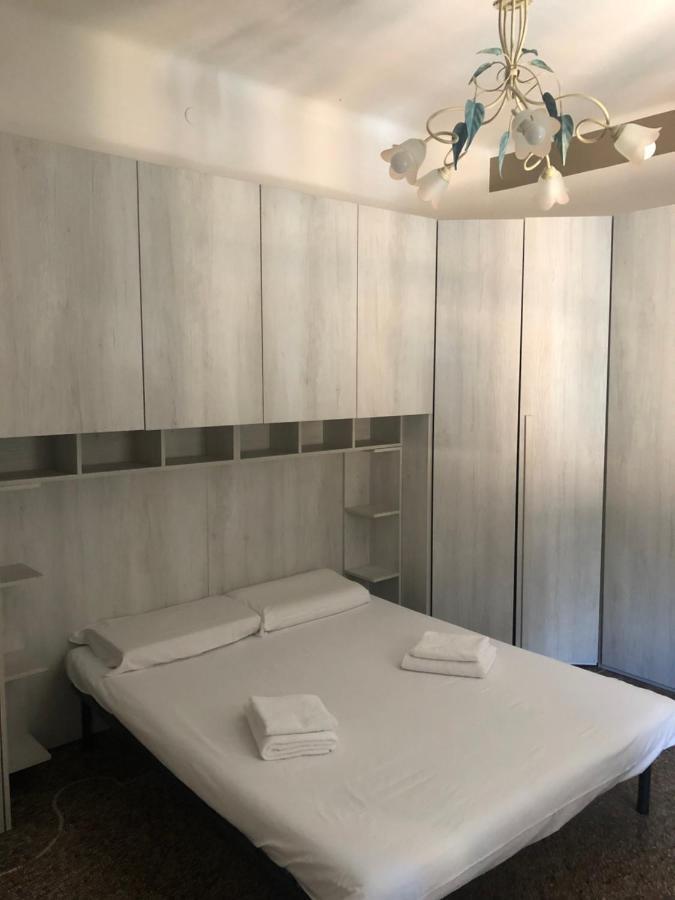 Casa Genova Hotel ภายนอก รูปภาพ